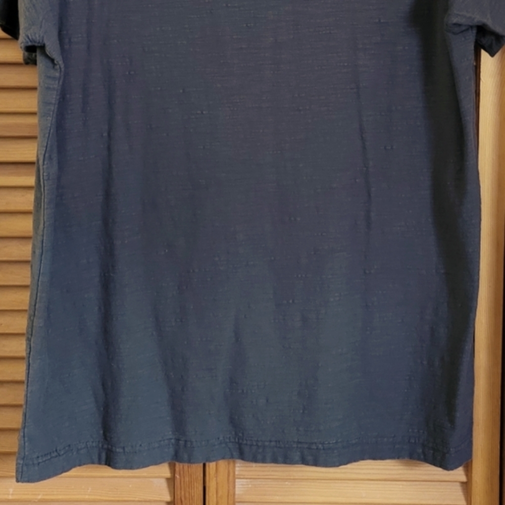 Broken Threads Mens Distressed Graphic Tee Size Medium - Picture 8 of 8
